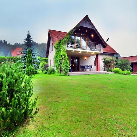 Comfortable Villa, Swiecianowo Vakantiehuis Zegocino
